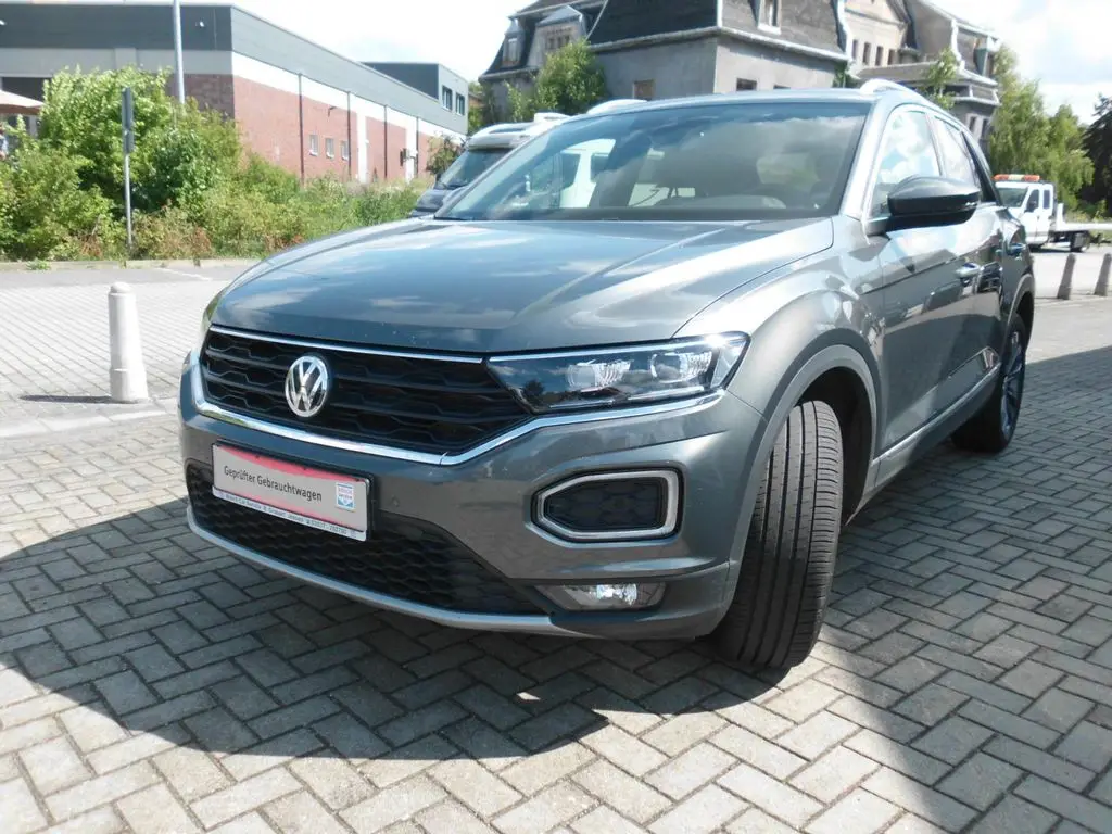 Photo 1 : Volkswagen T-roc 2019 Essence