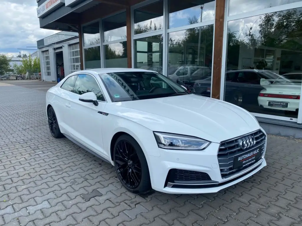 Photo 1 : Audi A5 2018 Petrol