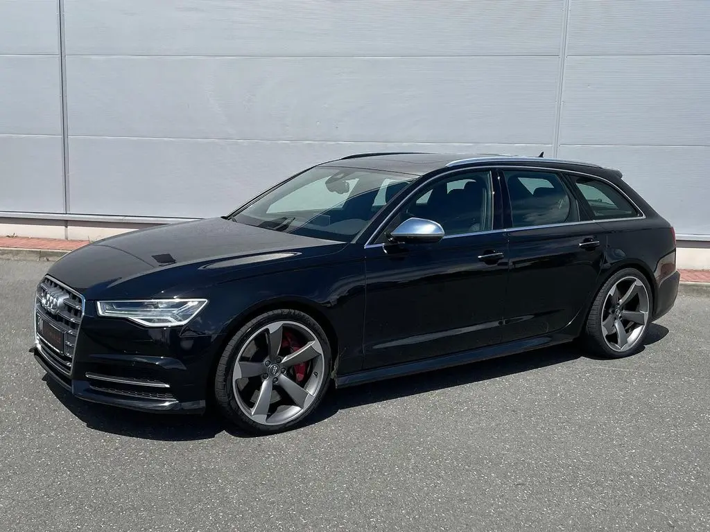 Photo 1 : Audi S6 2018 Petrol