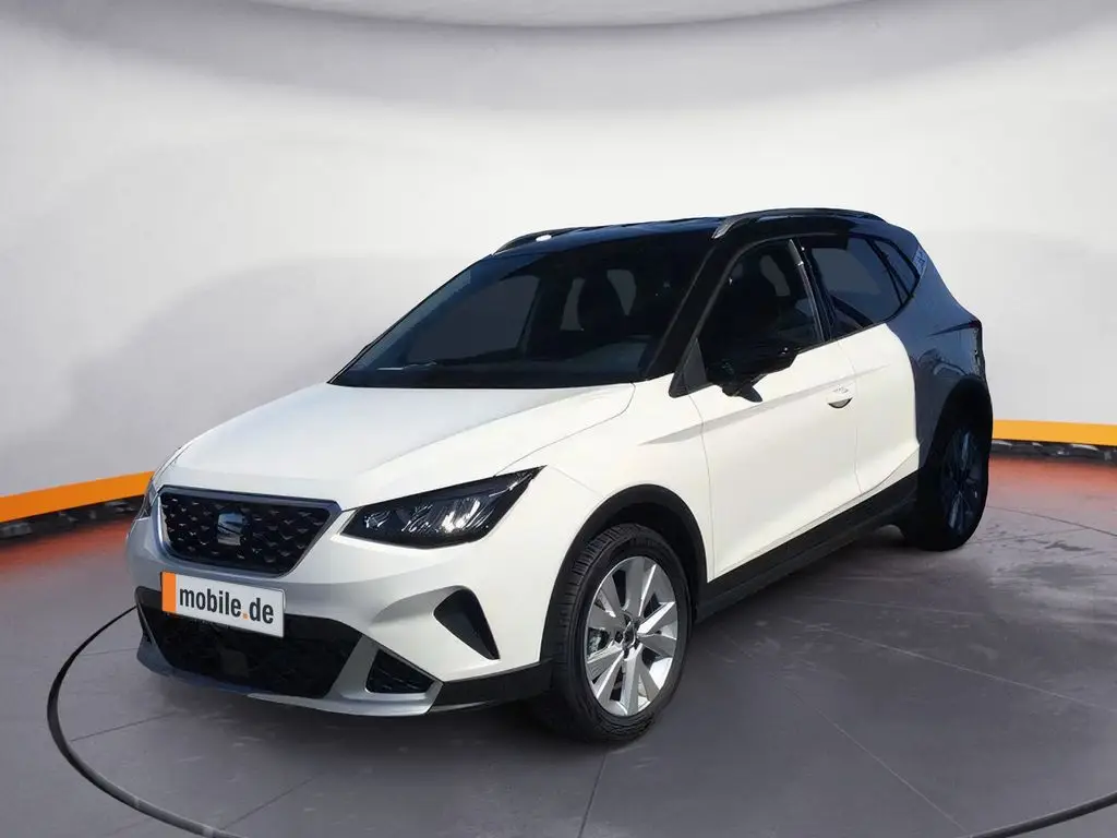 Photo 1 : Seat Arona 2024 Essence