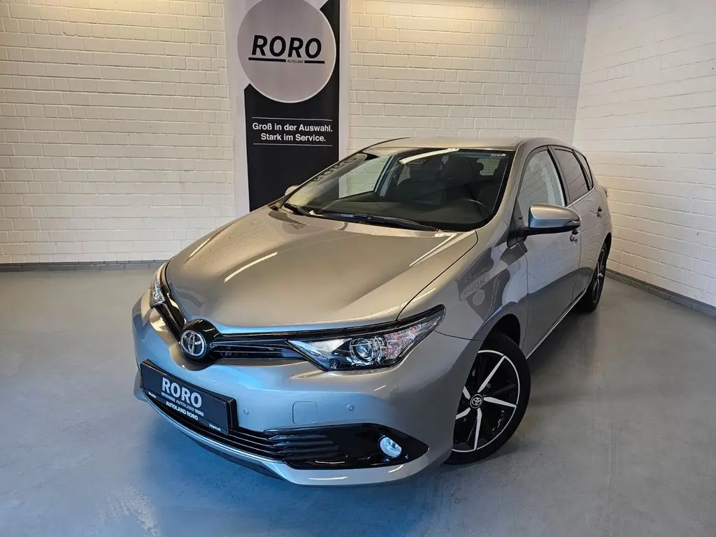 Photo 1 : Toyota Auris 2019 Essence