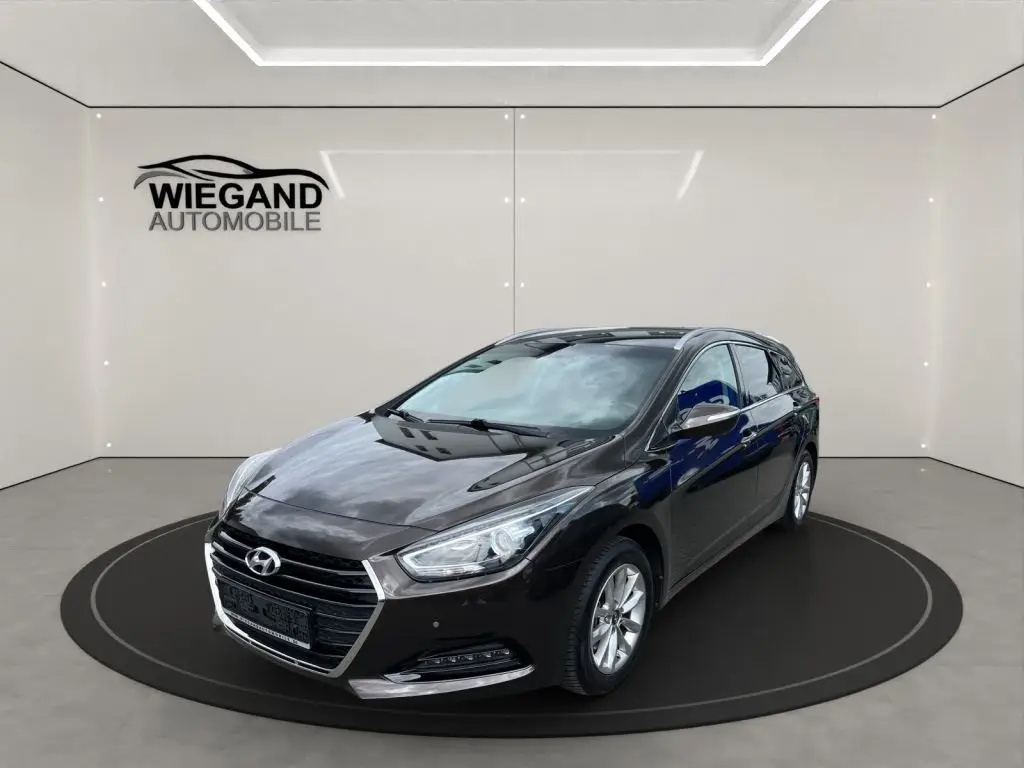 Photo 1 : Hyundai I40 2015 Petrol