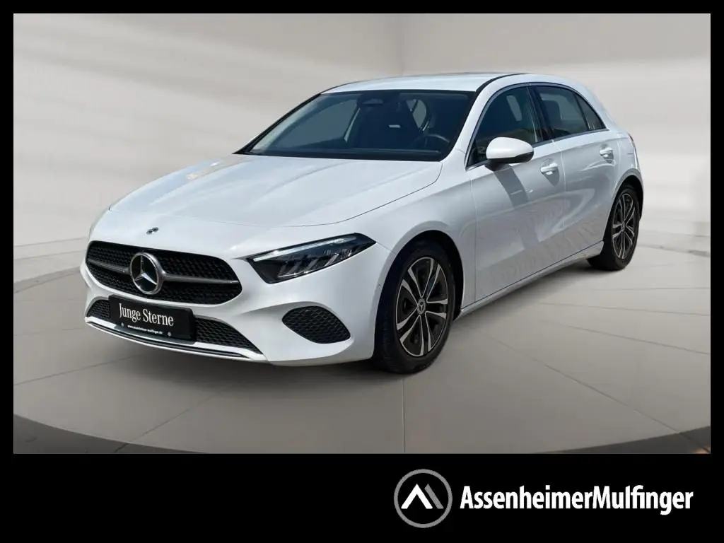 Photo 1 : Mercedes-benz Classe A 2023 Petrol