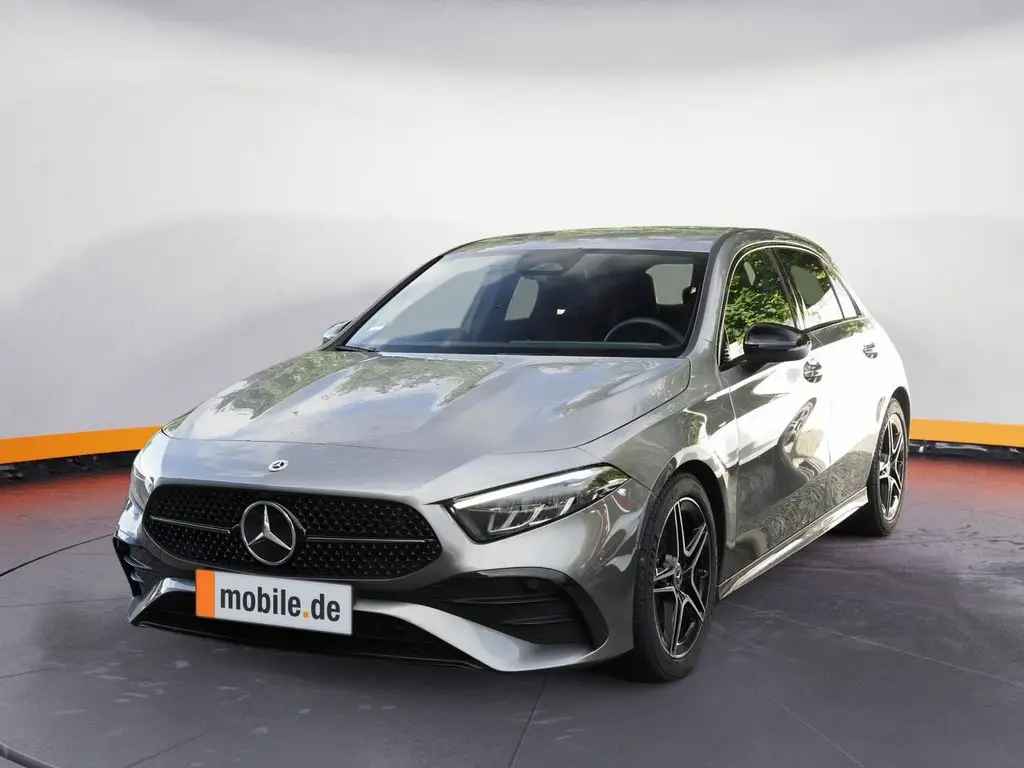 Photo 1 : Mercedes-benz Classe A 2023 Petrol