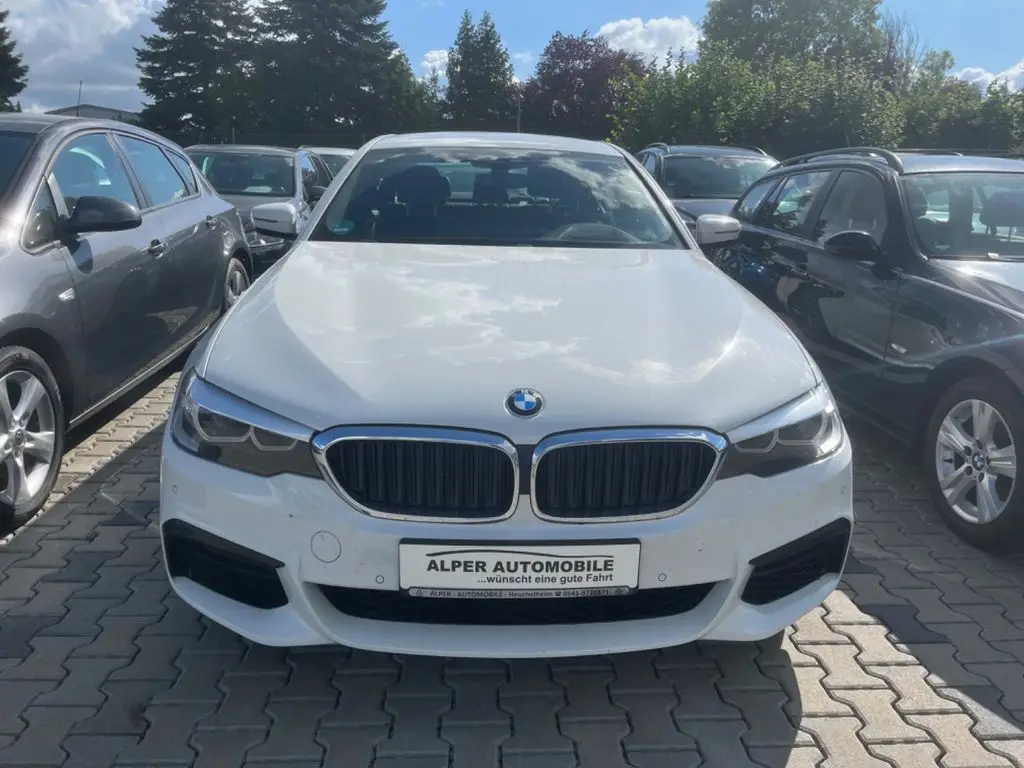 Photo 1 : Bmw Serie 5 2018 Hybrid