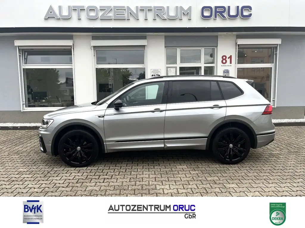 Photo 1 : Volkswagen Tiguan 2021 Petrol