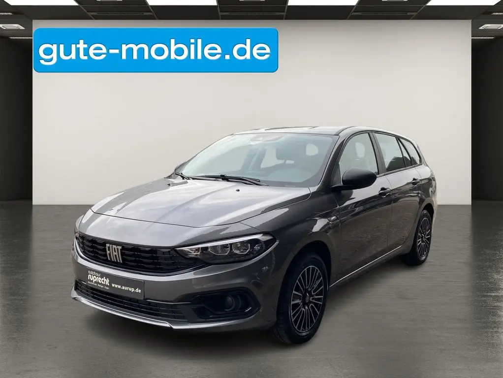 Photo 1 : Fiat Tipo 2024 Essence