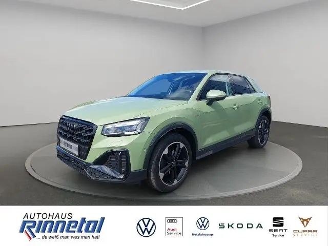 Photo 1 : Audi Q2 2022 Essence