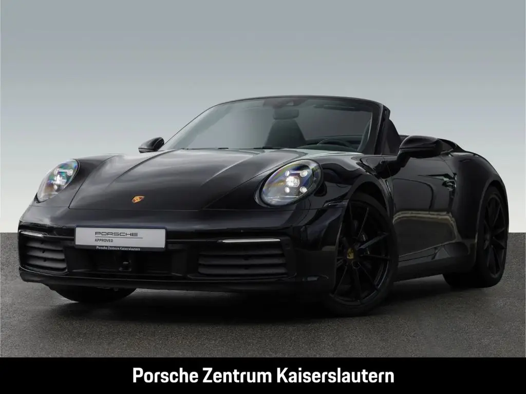 Photo 1 : Porsche 992 2023 Petrol