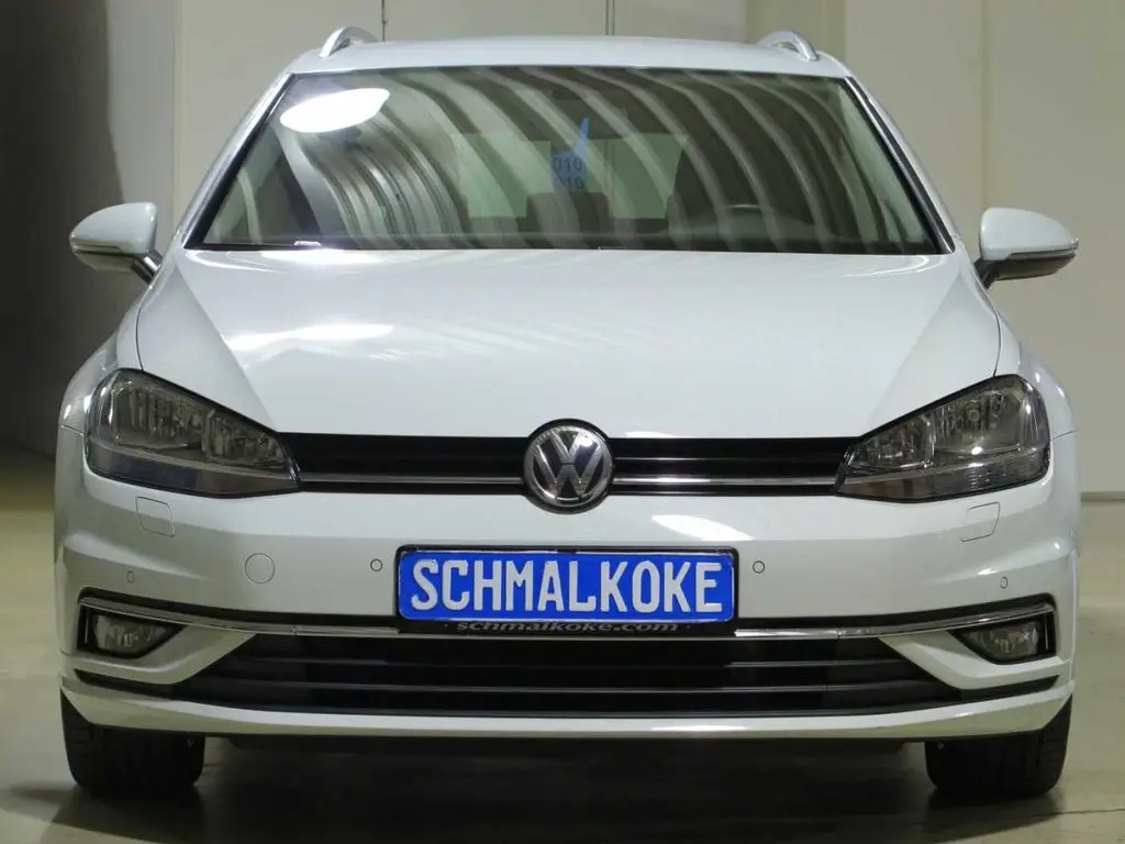 Photo 1 : Volkswagen Golf 2019 Essence