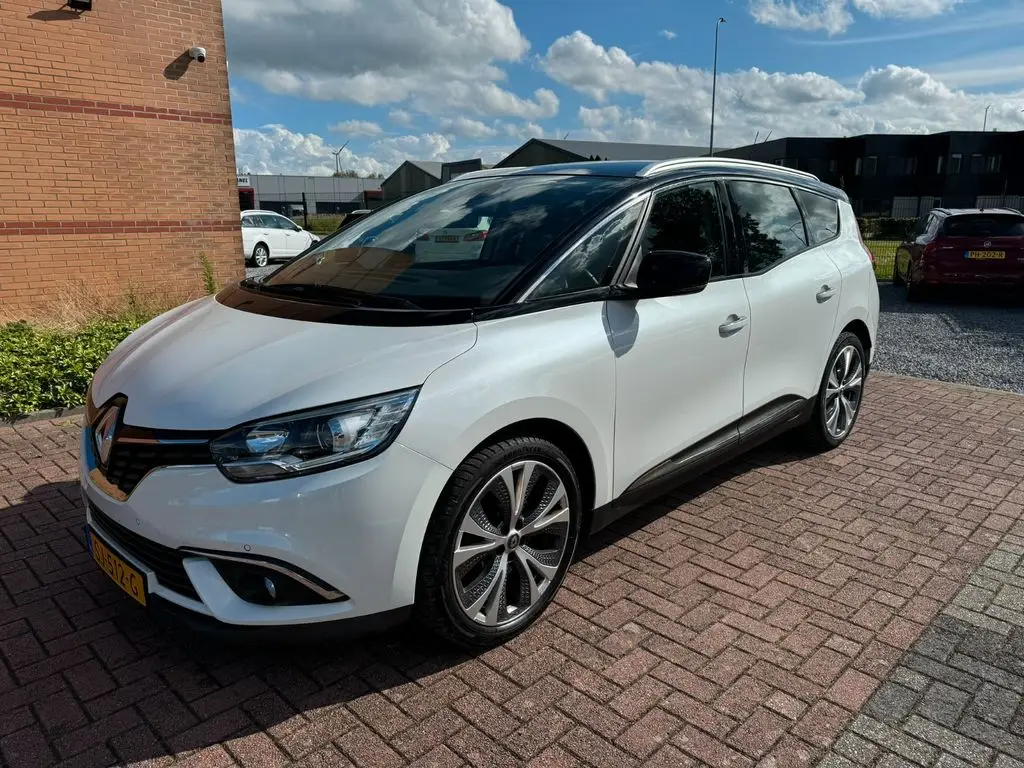 Photo 1 : Renault Grand Scenic 2018 Petrol