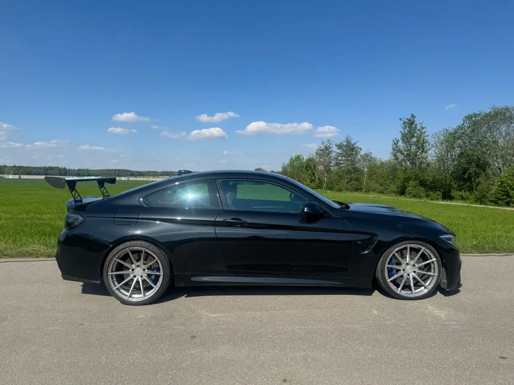 Photo 1 : Bmw M4 2017 Petrol