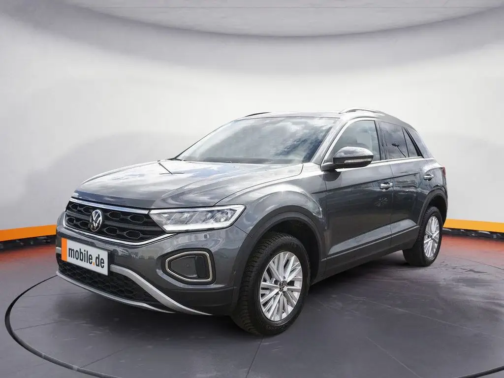 Photo 1 : Volkswagen T-roc 2023 Petrol