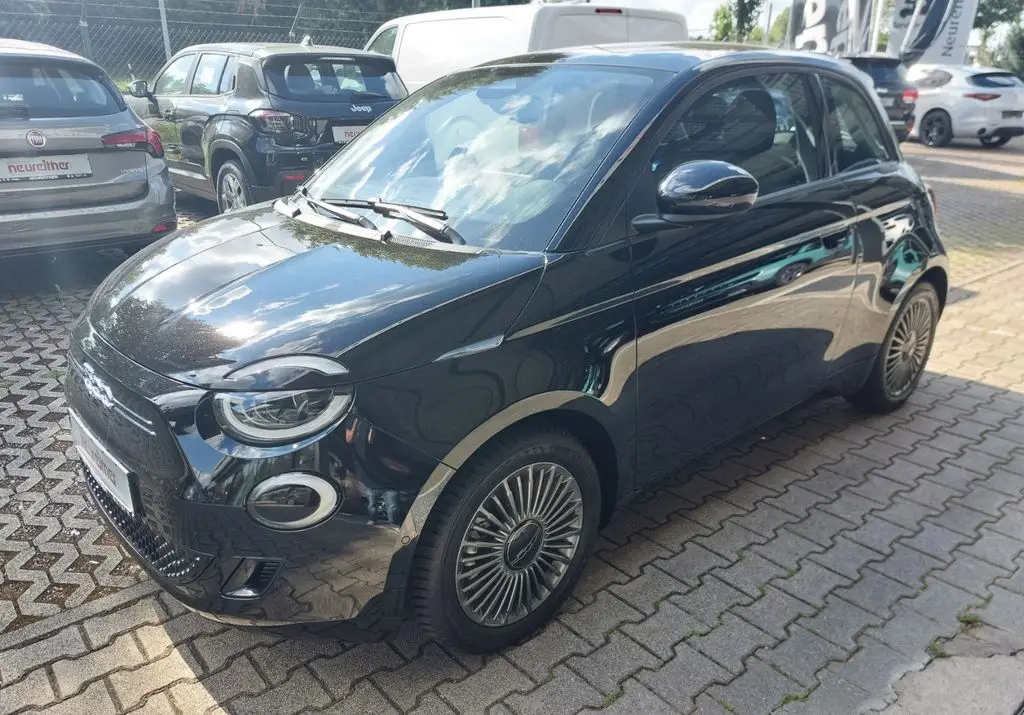 Photo 1 : Fiat 500 2022 Non renseigné