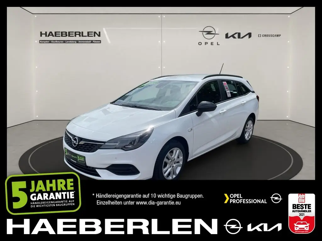 Photo 1 : Opel Astra 2022 Petrol