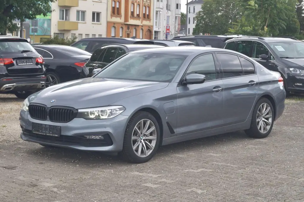 Photo 1 : Bmw Serie 5 2017 Hybrid