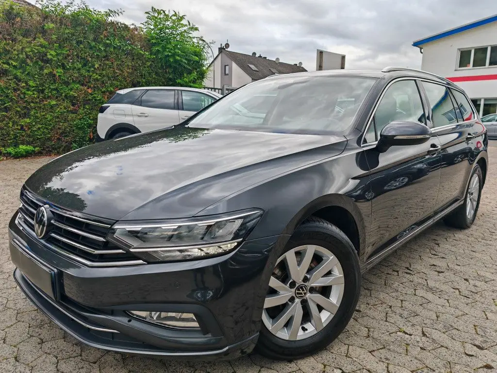 Photo 1 : Volkswagen Passat 2021 Diesel