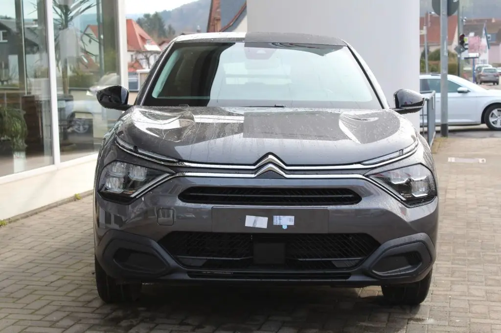 Photo 1 : Citroen C4 2024 Not specified