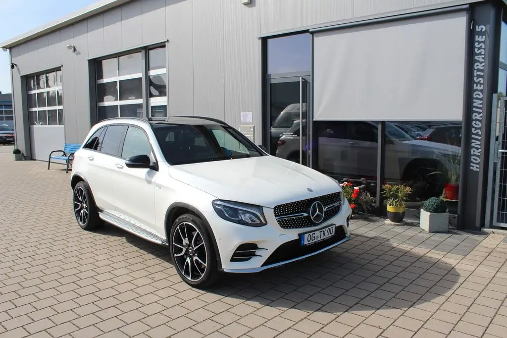 Photo 1 : Mercedes-benz Classe Glc 2016 Petrol