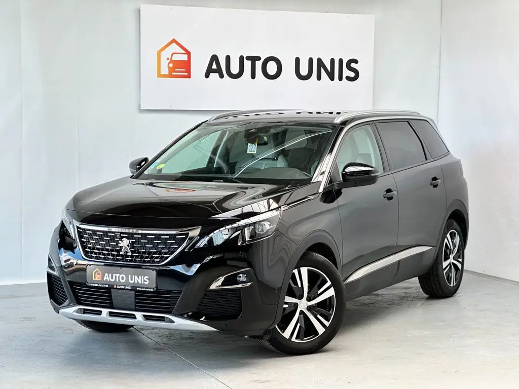 Photo 1 : Peugeot 5008 2020 Diesel