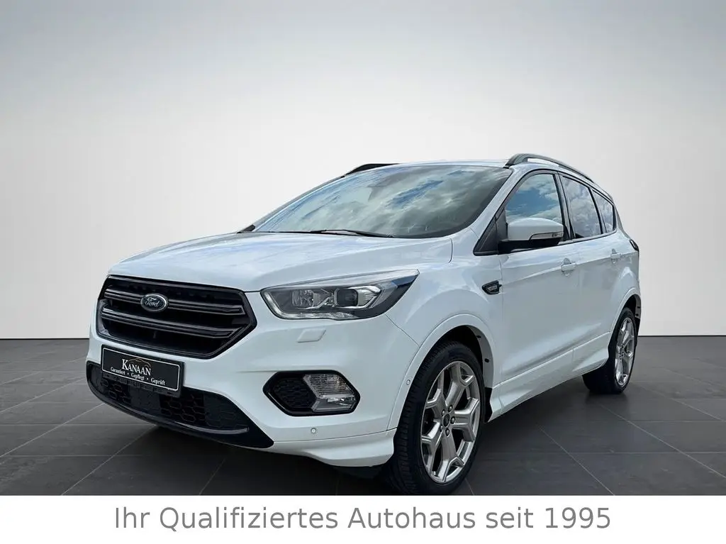 Photo 1 : Ford Kuga 2019 Essence