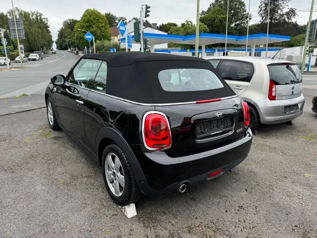 Photo 1 : Mini Cooper 2018 Petrol