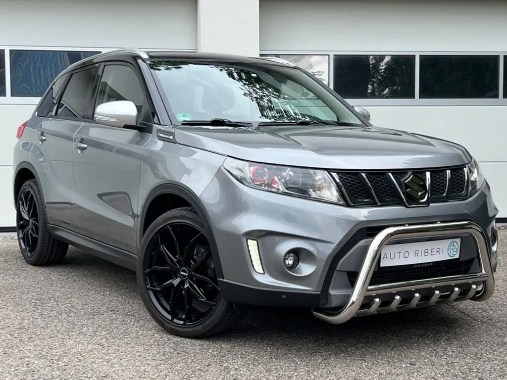 Photo 1 : Suzuki Vitara 2018 Petrol