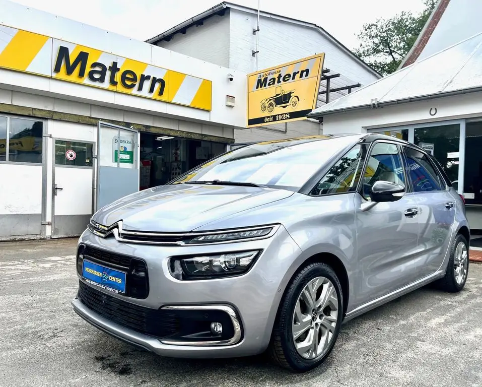 Photo 1 : Citroen C4 2017 Petrol