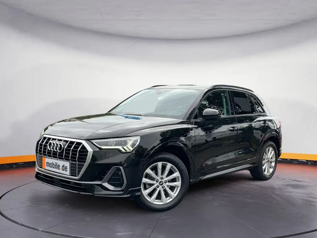 Photo 1 : Audi Q3 2021 Essence