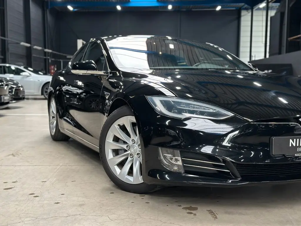 Photo 1 : Tesla Model S 2018 Non renseigné