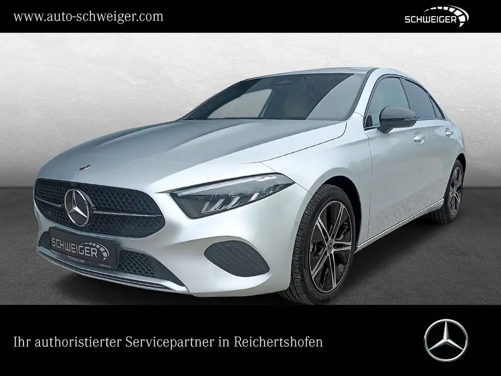 Photo 1 : Mercedes-benz Classe A 2023 Essence