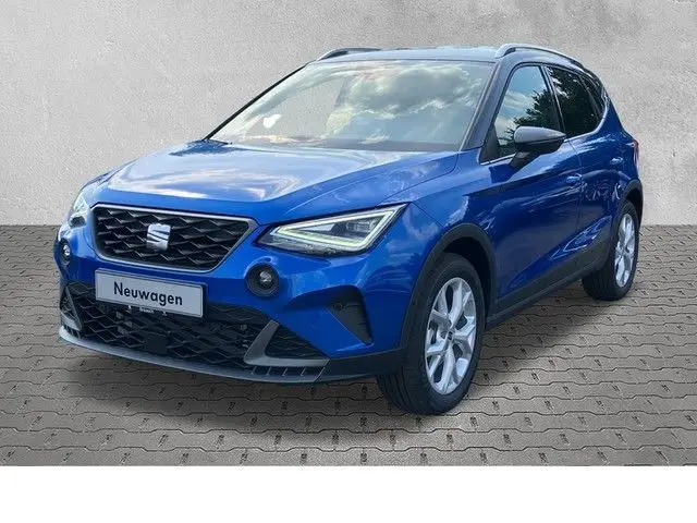 Photo 1 : Seat Arona 2024 Essence