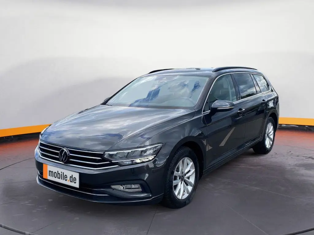 Photo 1 : Volkswagen Passat 2023 Diesel