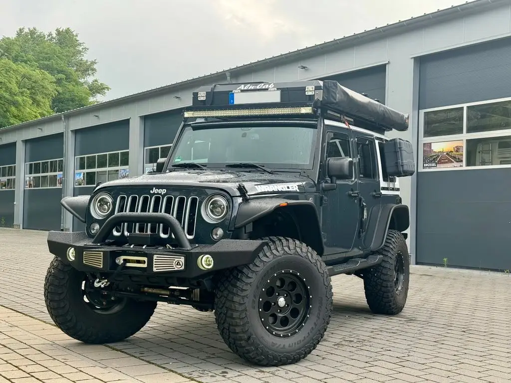 Photo 1 : Jeep Wrangler 2018 Petrol