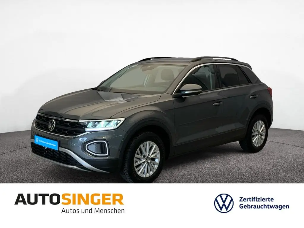 Photo 1 : Volkswagen T-roc 2023 Essence