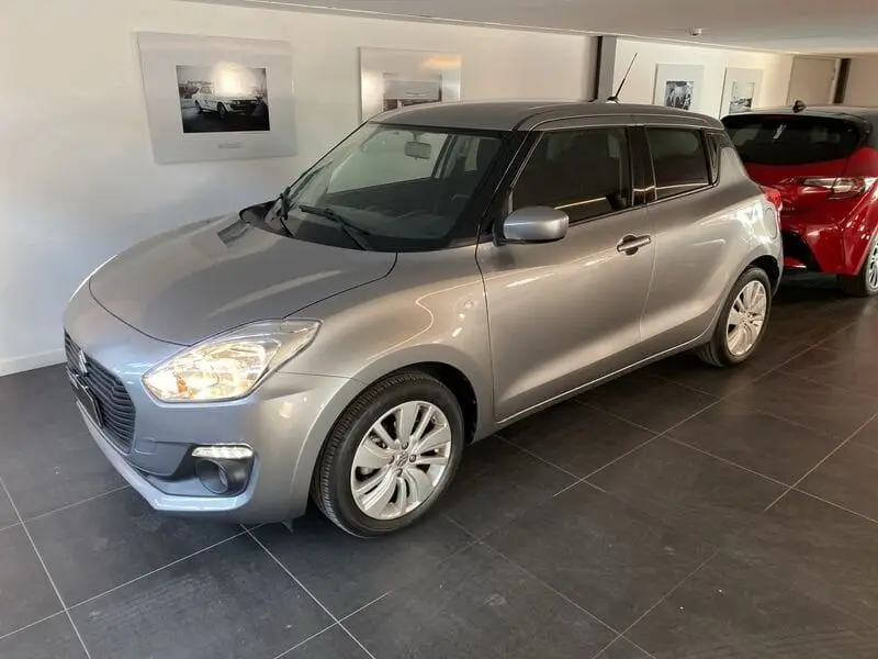 Photo 1 : Suzuki Swift 2019 Essence