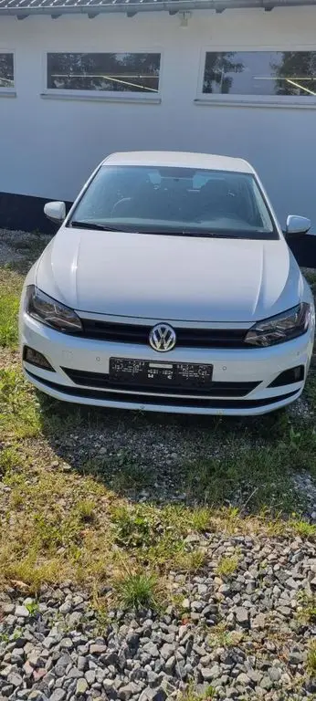 Photo 1 : Volkswagen Polo 2018 Essence