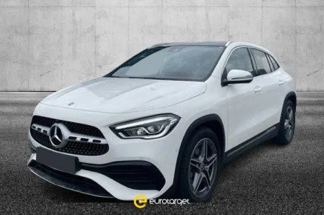 Photo 1 : Mercedes-benz Classe Gla 2022 Essence