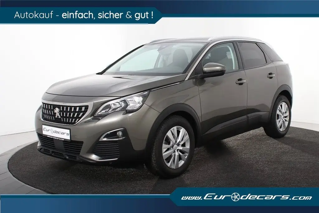 Photo 1 : Peugeot 3008 2019 Essence