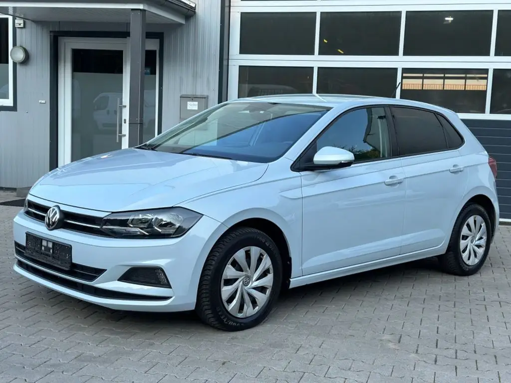 Photo 1 : Volkswagen Polo 2019 Essence