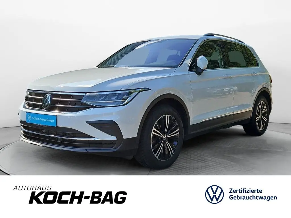 Photo 1 : Volkswagen Tiguan 2023 Essence