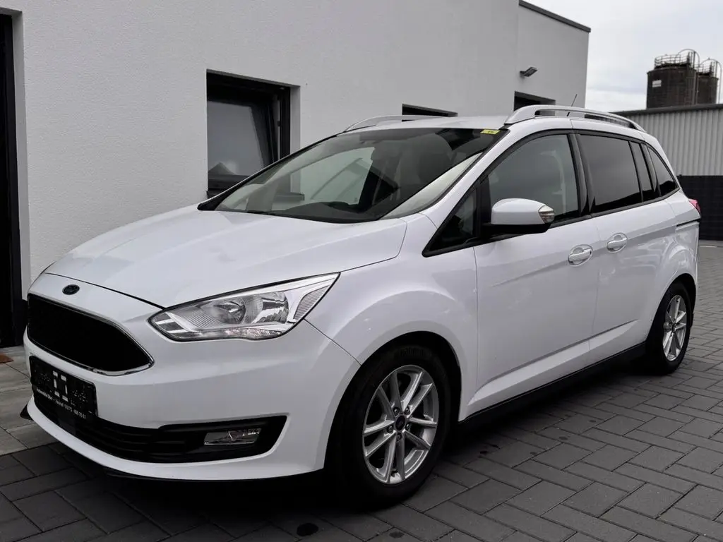 Photo 1 : Ford Grand C-max 2017 Petrol