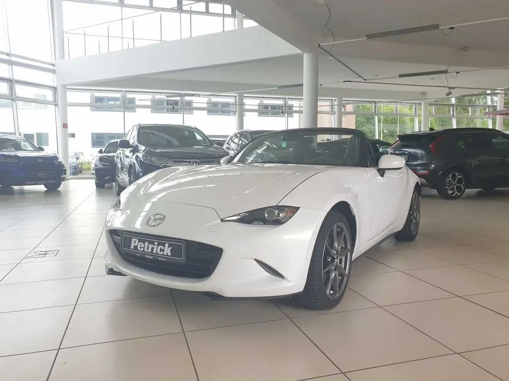 Photo 1 : Mazda Mx-5 2016 Petrol