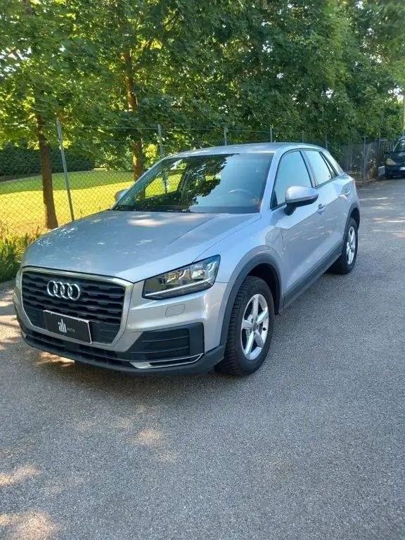 Photo 1 : Audi Q2 2019 Diesel