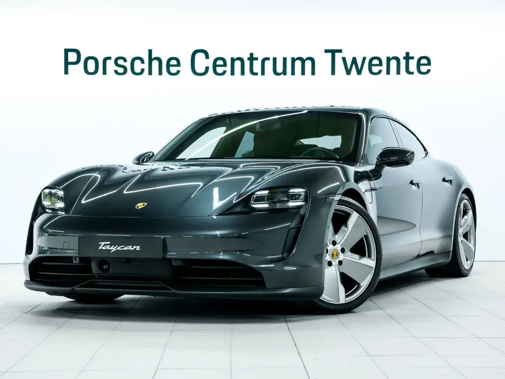 Photo 1 : Porsche Taycan 2020 Not specified