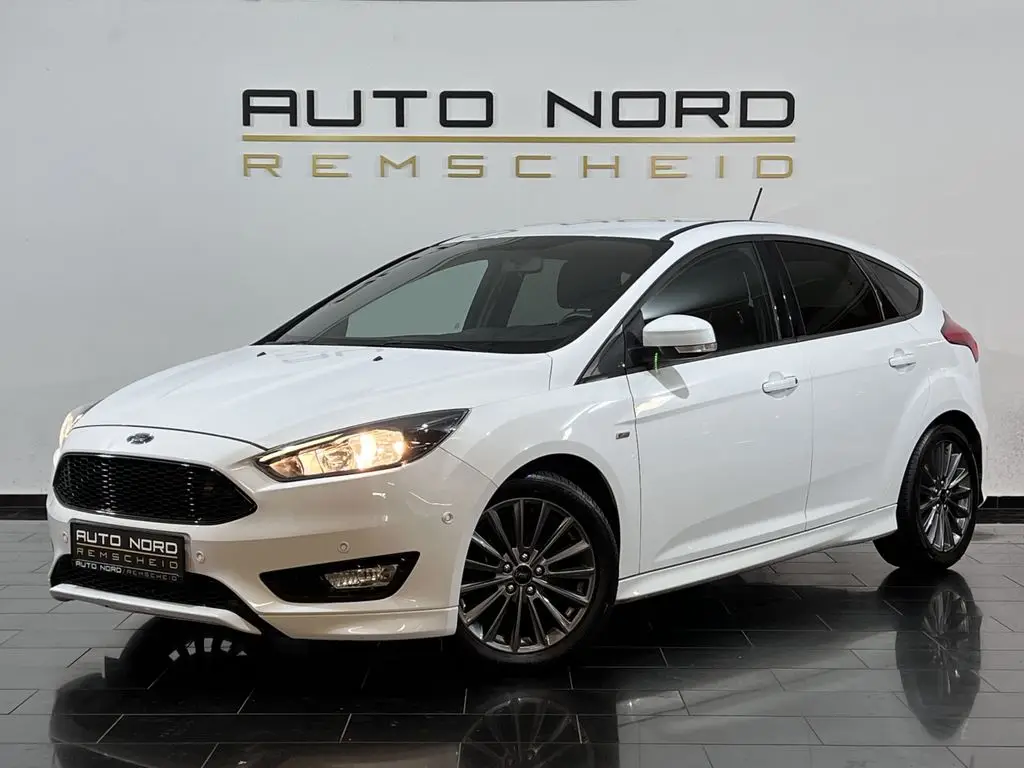 Photo 1 : Ford Focus 2018 Essence