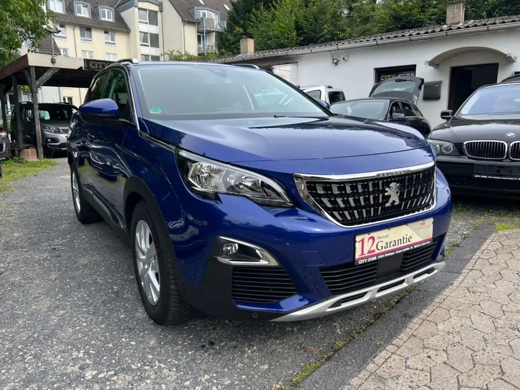 Photo 1 : Peugeot 3008 2017 Essence