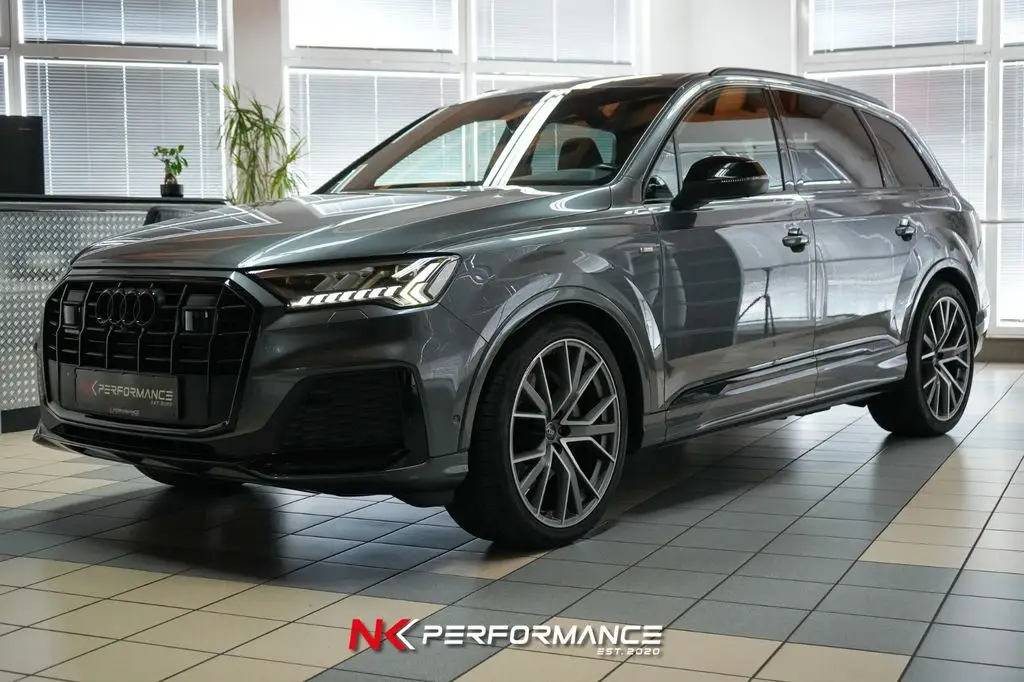 Photo 1 : Audi Q7 2021 Diesel