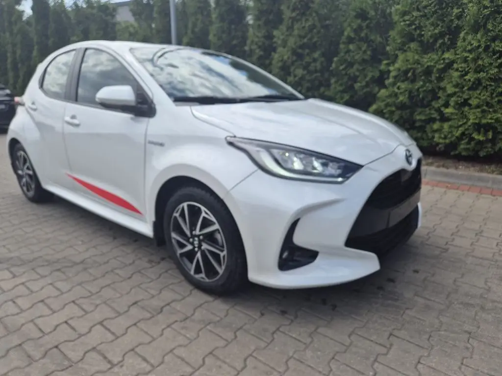 Photo 1 : Toyota Yaris 2021 Hybrid