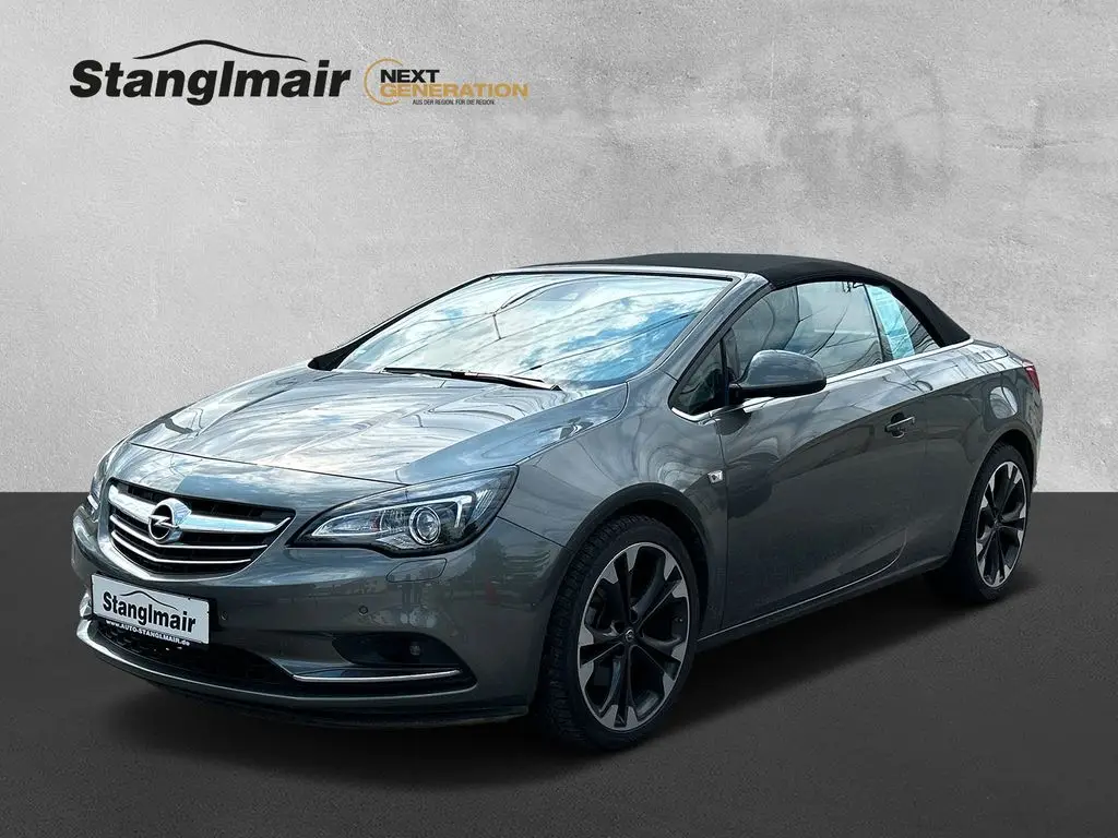 Photo 1 : Opel Cascada 2019 Essence